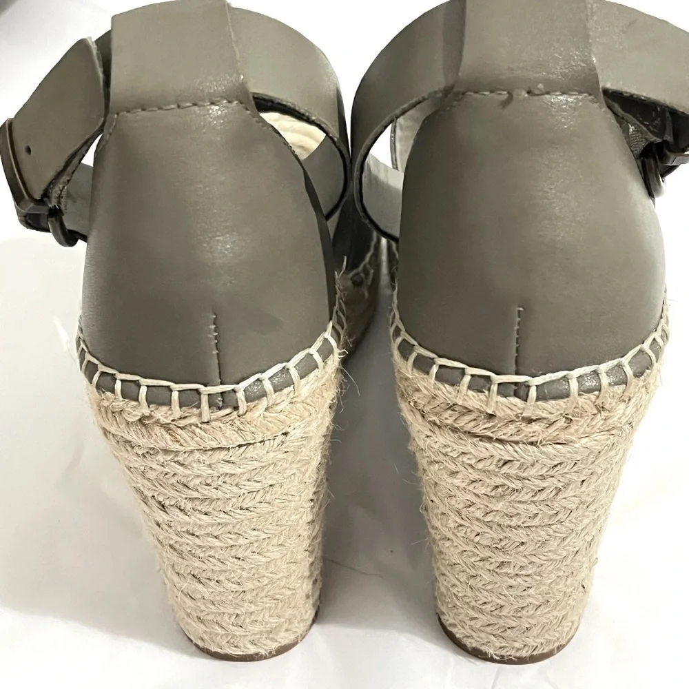 Treasure & Bond gray leather platform woven jute w/high ankle strap sandals. 8.5